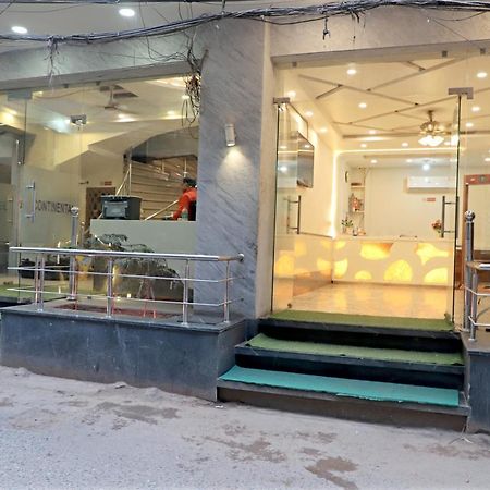 Hotel Klick International At "5 Min Walking " From New Delhi Railway Station エクステリア 写真