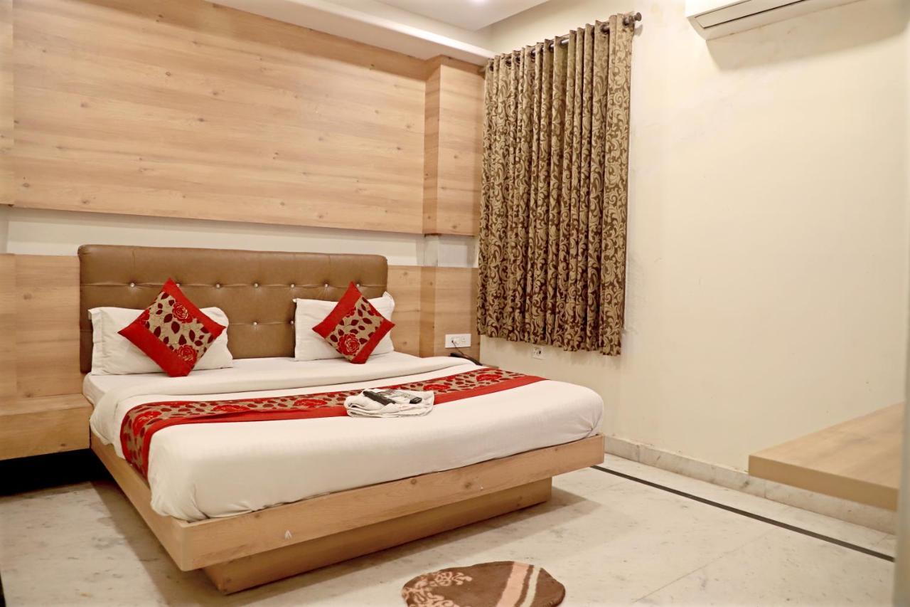 Hotel Klick International At "5 Min Walking " From New Delhi Railway Station エクステリア 写真